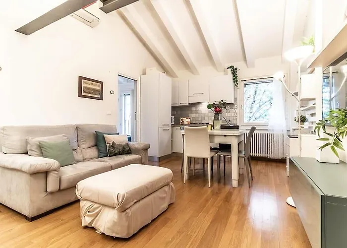 Del Borgo Sweet Home, In The Heart Of The * Bologne